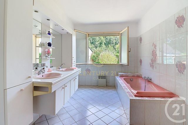 Afficher la photo en grand maison à vendre - 8 pièces - 223.13 m2 - NANTES - 44 - PAYS-DE-LOIRE - Century 21 C.A.I.