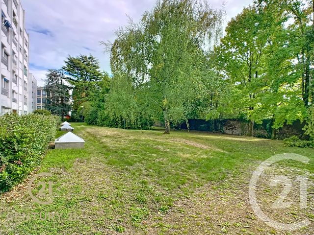 Appartement T2 à vendre - 2 pièces - 56.63 m2 - NANTES - 44 - PAYS-DE-LOIRE - Century 21 C.A.I.