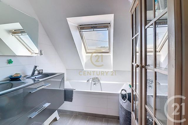 Afficher la photo en grand maison à vendre - 4 pièces - 119.78 m2 - CARQUEFOU - 44 - PAYS-DE-LOIRE - Century 21 C.A.I.