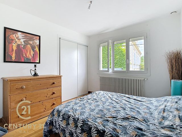 Afficher la photo en grand Appartement T3 à vendre - 3 pièces - 79.9 m2 - CARQUEFOU - 44 - PAYS-DE-LOIRE - Century 21 C.A.I.