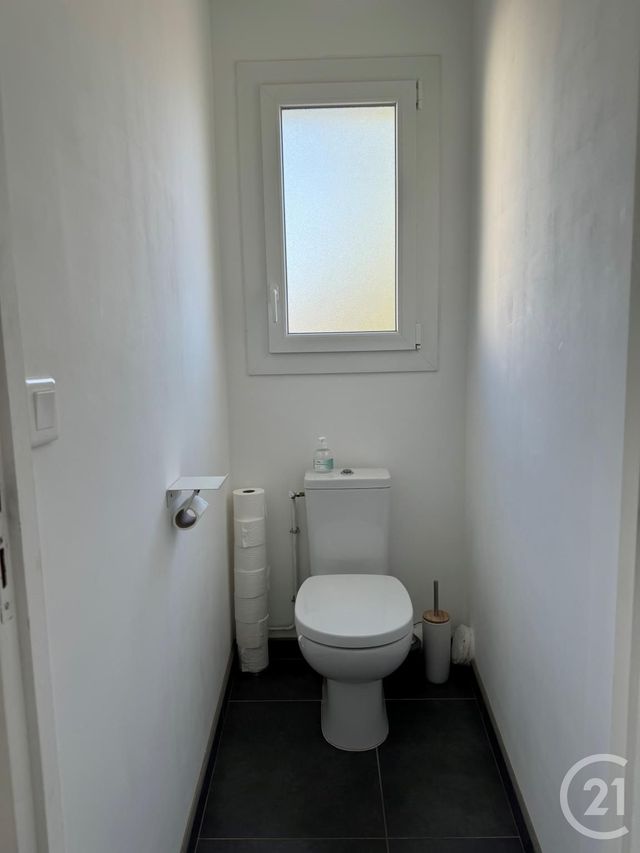 Afficher la photo en grand Appartement T3 à vendre - 3 pièces - 79.9 m2 - CARQUEFOU - 44 - PAYS-DE-LOIRE - Century 21 C.A.I.