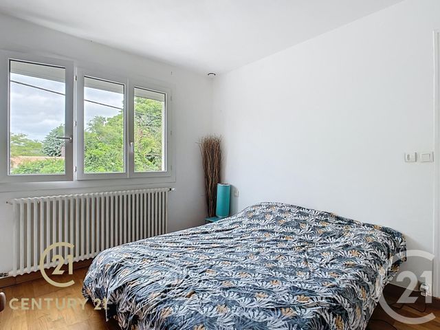 Afficher la photo en grand Appartement T3 à vendre - 3 pièces - 79.9 m2 - CARQUEFOU - 44 - PAYS-DE-LOIRE - Century 21 C.A.I.