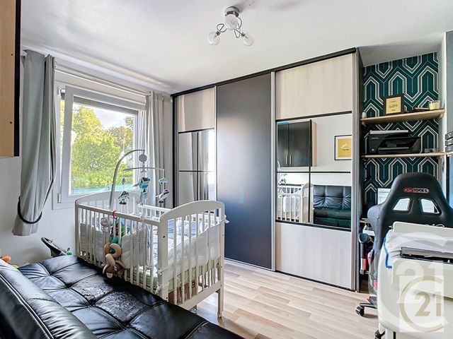 Afficher la photo en grand maison à vendre - 6 pièces - 120.0 m2 - CARQUEFOU - 44 - PAYS-DE-LOIRE - Century 21 C.A.I.