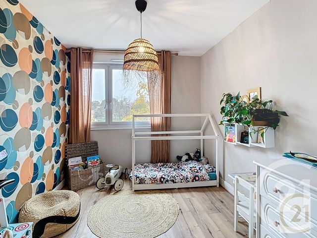 Appartement T4 à vendre - 5 pièces - 78.2 m2 - NANTES - 44 - PAYS-DE-LOIRE - Century 21 C.A.I.