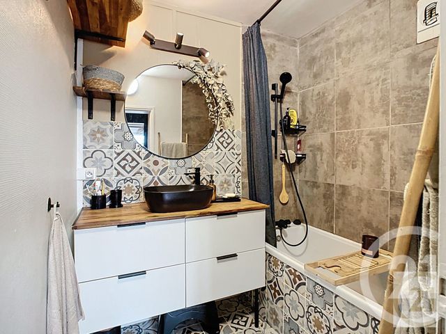 Appartement T4 à vendre - 5 pièces - 78.2 m2 - NANTES - 44 - PAYS-DE-LOIRE - Century 21 C.A.I.