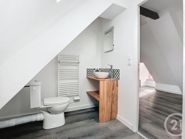 Appartement Studio à louer - 1 pièce - 24.2 m2 - NORT SUR ERDRE - 44 - PAYS-DE-LOIRE - Century 21 C.A.I.