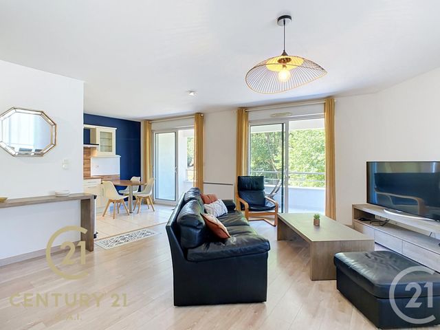 Appartement T4 à vendre - 4 pièces - 105.0 m2 - CARQUEFOU - 44 - PAYS-DE-LOIRE - Century 21 C.A.I.