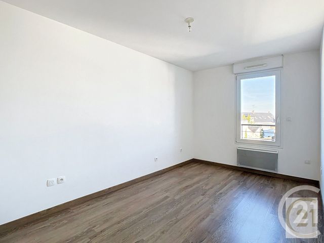 Appartement F3 à vendre - 3 pièces - 76.46 m2 - CARQUEFOU - 44 - PAYS-DE-LOIRE - Century 21 C.A.I.