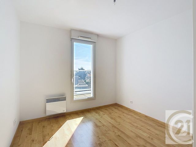 Appartement F3 à vendre - 3 pièces - 76.22 m2 - STE LUCE SUR LOIRE - 44 - PAYS-DE-LOIRE - Century 21 C.A.I.