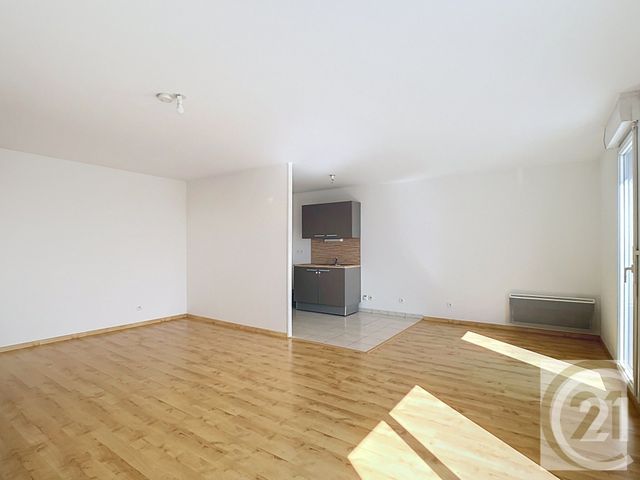 Appartement F3 à vendre - 3 pièces - 76.22 m2 - STE LUCE SUR LOIRE - 44 - PAYS-DE-LOIRE - Century 21 C.A.I.