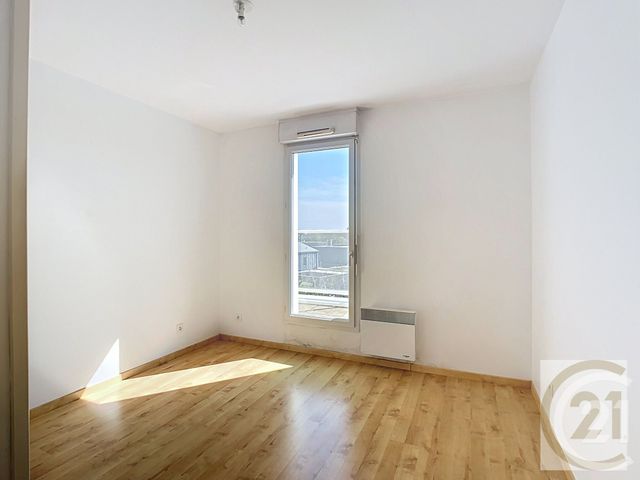 Appartement F3 à vendre - 3 pièces - 76.22 m2 - STE LUCE SUR LOIRE - 44 - PAYS-DE-LOIRE - Century 21 C.A.I.