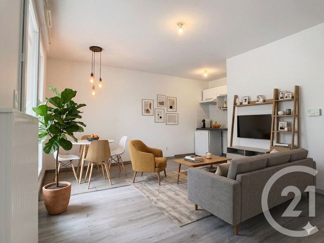 Appartement T2 à vendre - 2 pièces - 43.7 m2 - CARQUEFOU - 44 - PAYS-DE-LOIRE - Century 21 C.A.I.