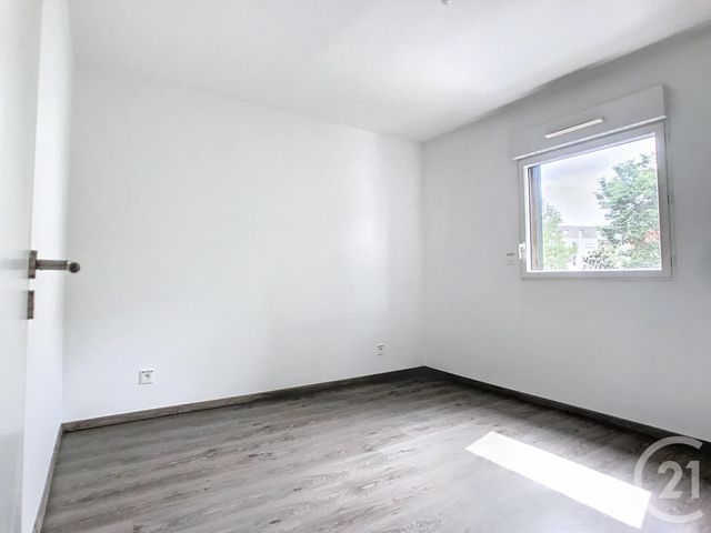 Appartement T2 à vendre - 2 pièces - 43.7 m2 - CARQUEFOU - 44 - PAYS-DE-LOIRE - Century 21 C.A.I.