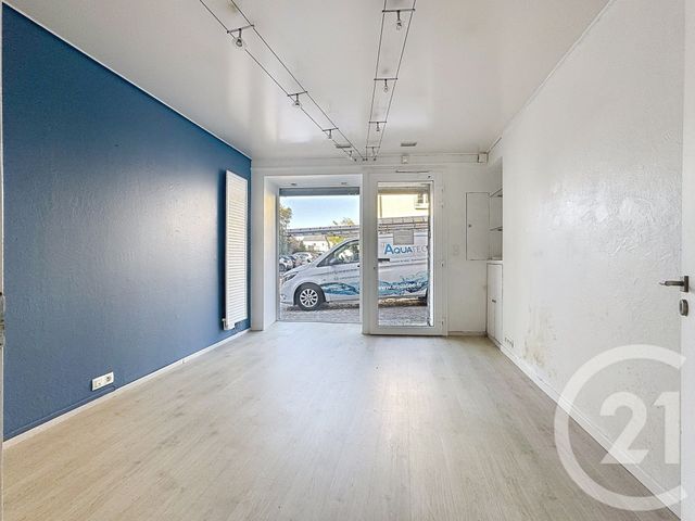 commerce à louer - 29.27 m2 - CARQUEFOU - 44 - PAYS-DE-LOIRE - Century 21 C.A.I.
