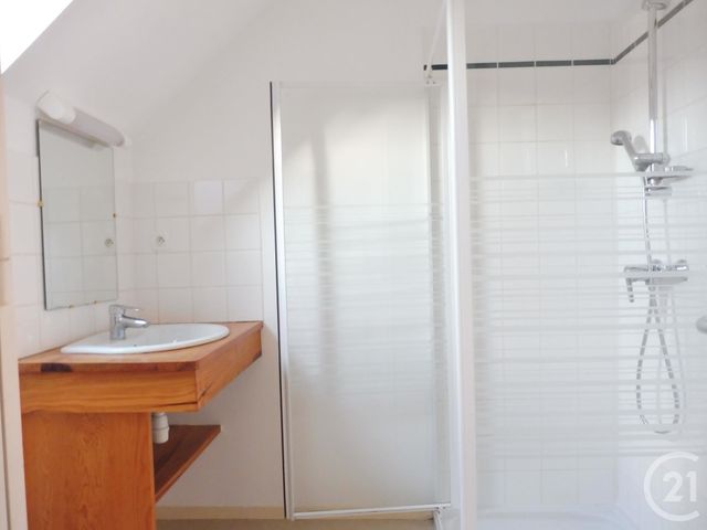 Appartement F2 à louer - 2 pièces - 22.42 m2 - CARQUEFOU - 44 - PAYS-DE-LOIRE - Century 21 C.A.I.