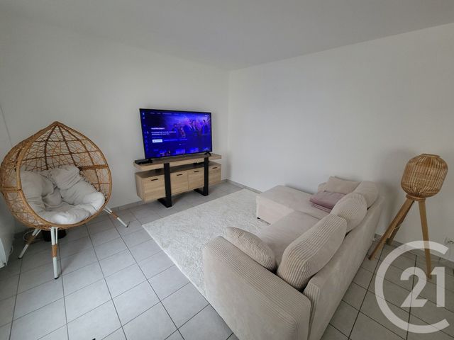 Appartement F3 à louer - 3 pièces - 52.97 m2 - NORT SUR ERDRE - 44 - PAYS-DE-LOIRE - Century 21 C.A.I.