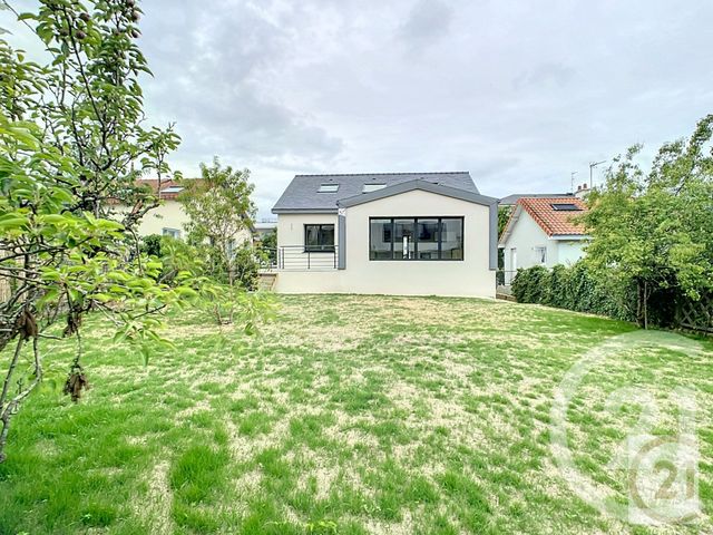 maison à louer - 6 pièces - 141.93 m2 - CARQUEFOU - 44 - PAYS-DE-LOIRE - Century 21 C.A.I.