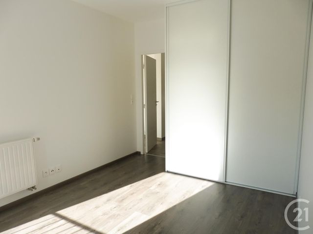 Appartement F2 à vendre - 2 pièces - 43.75 m2 - CARQUEFOU - 44 - PAYS-DE-LOIRE - Century 21 C.A.I.