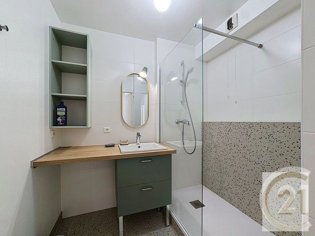 Appartement F2 à louer - 2 pièces - 55.85 m2 - CARQUEFOU - 44 - PAYS-DE-LOIRE - Century 21 C.A.I.