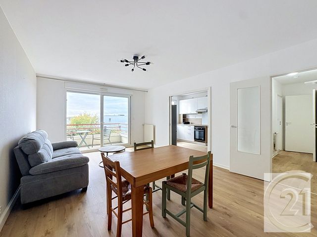 Appartement F2 à louer - 2 pièces - 55.85 m2 - CARQUEFOU - 44 - PAYS-DE-LOIRE - Century 21 C.A.I.