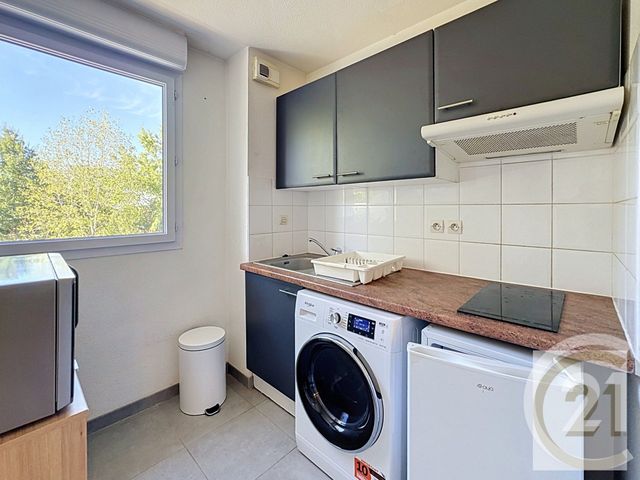 Appartement F2 à louer - 2 pièces - 41.69 m2 - CARQUEFOU - 44 - PAYS-DE-LOIRE - Century 21 C.A.I.