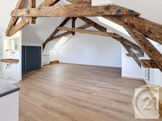 Appartement F2 à louer - 2 pièces - 93.14 m2 - CARQUEFOU - 44 - PAYS-DE-LOIRE - Century 21 C.A.I.