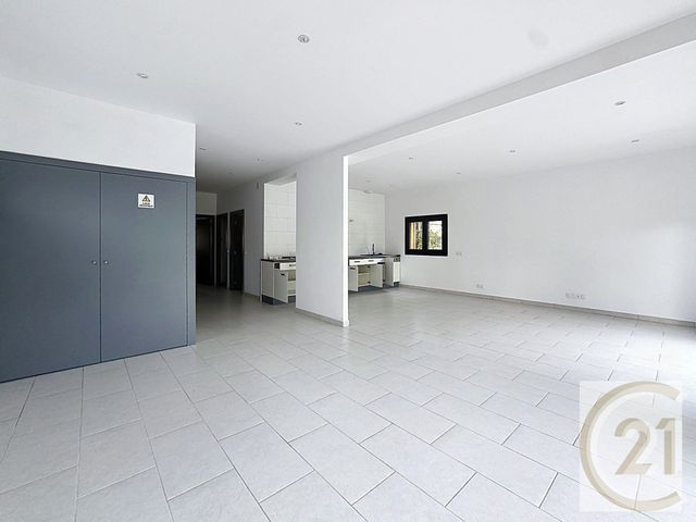 Appartement F4 à louer - 4 pièces - 119.83 m2 - CARQUEFOU - 44 - PAYS-DE-LOIRE - Century 21 C.A.I.