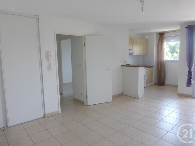 Appartement F2 à vendre - 2 pièces - 42.27 m2 - CARQUEFOU - 44 - PAYS-DE-LOIRE - Century 21 C.A.I.