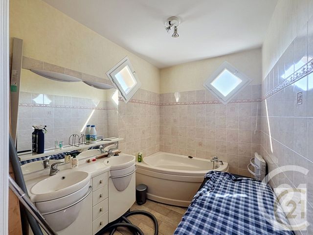 maison à vendre - 8 pièces - 389.43 m2 - THOUARE SUR LOIRE - 44 - PAYS-DE-LOIRE - Century 21 C.A.I.
